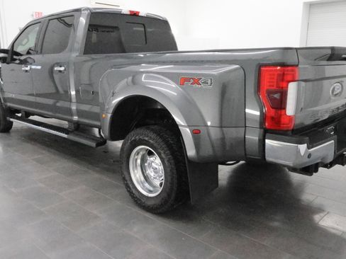 Used 2017 Ford F350 Lariat w/ Lariat Ultimate Package image 6