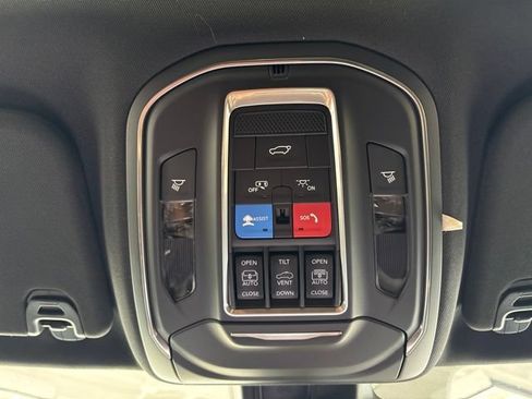 New 2026 Jeep Grand Wagoneer L 4WD w/ Premium Group I image 51