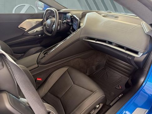 Used 2024 Chevrolet Corvette Stingray Preferred Cpe w/ Z51 Performance Package RWD image 23