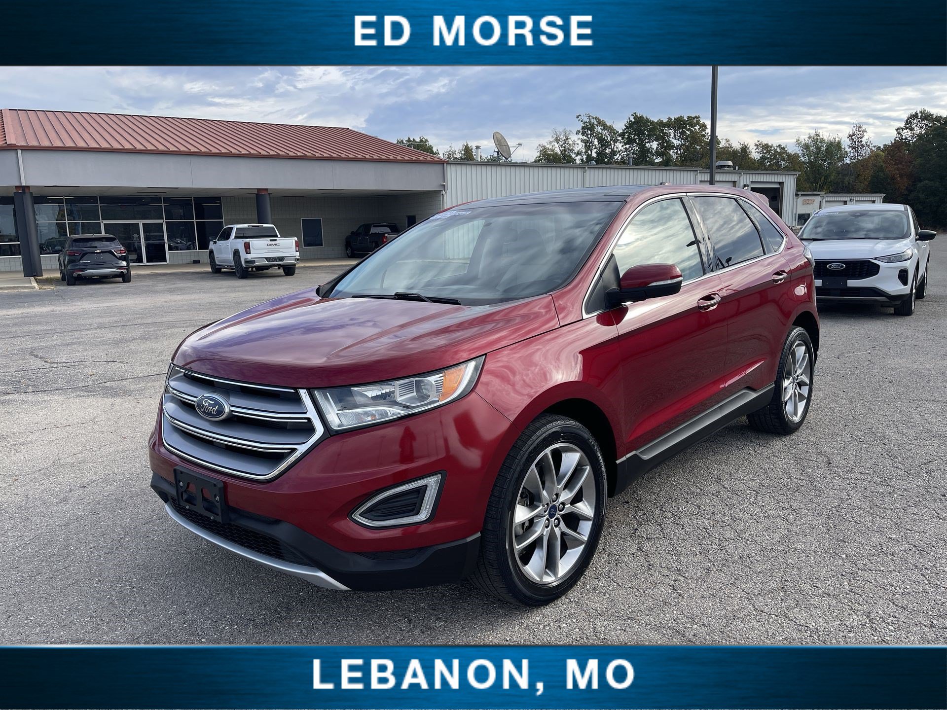 Used 2018 Ford Edge Titanium w/ Cold Weather Package AWD/4WD image 1