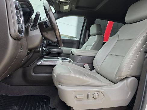Used 2020 Chevrolet Silverado 1500 LTZ w/ LTZ Convenience Package AWD/4WD image 12
