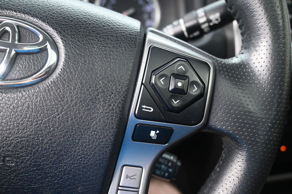 Used 2021 Toyota 4Runner Limited RWD image 23