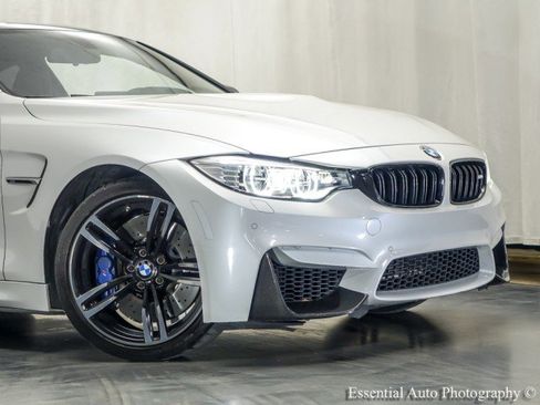 Used 2017 BMW M4 Coupe RWD image 2