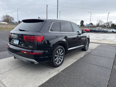 Used 2017 Audi Q7 3.0T Premium Plus w/ Premium Plus Package image 7