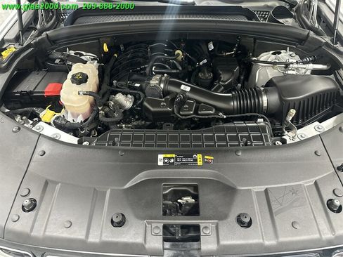 Used 2023 Jeep Grand Cherokee L Limited AWD/4WD image 18