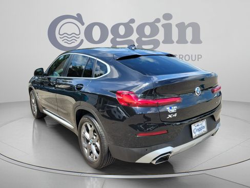 Used 2023 BMW X4 xDrive30i AWD/4WD image 2