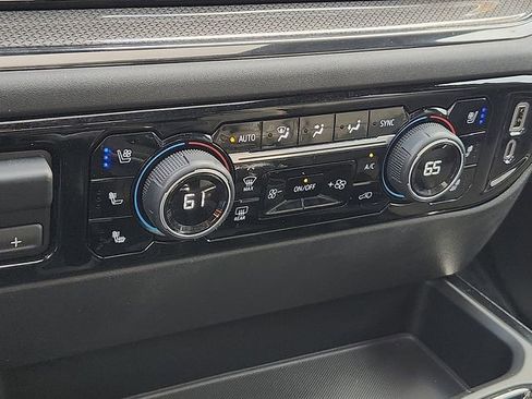 Certified 2022 Chevrolet Silverado 1500 ZR2 w/ Technology Package image 16