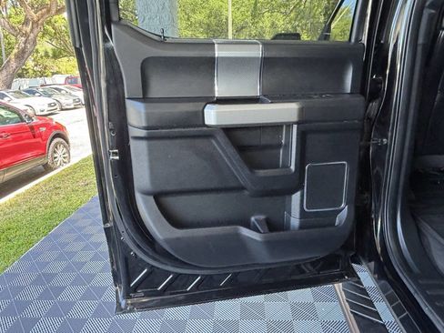 Used 2017 Ford F150 Lariat w/ Equipment Group 502A Luxury image 27