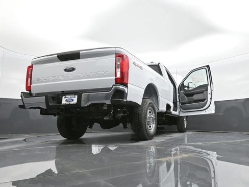New 2026 Ford F350 XL w/ XL Chrome Package image 64