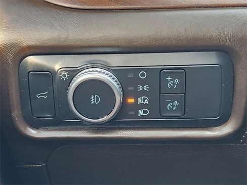 Used 2022 Ford Explorer King Ranch w/ Class IV Trailer Tow Package image 24