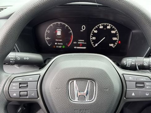 Used 2026 Honda CR-V EX image 12