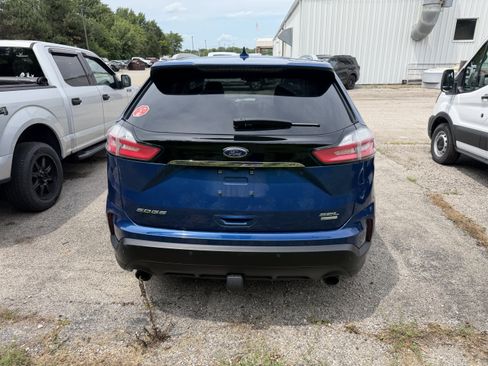 Used 2020 Ford Edge SEL w/ Convenience Package AWD/4WD image 10