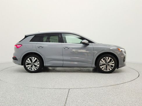 Used 2023 Audi Q4 e-tron Premium Plus w/ Premium Plus RWD image 4