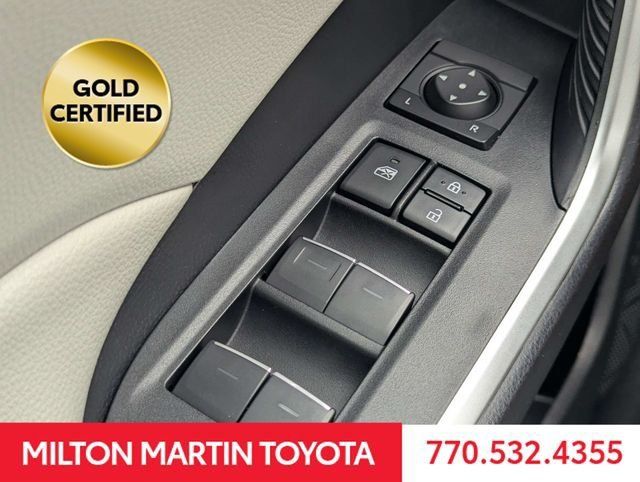 Certified 2025 Toyota RAV4 XLE FWD image 22