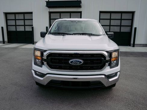 Used 2023 Ford F150 XLT image 2