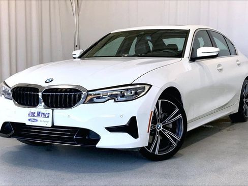 Used 2022 BMW 330i Sedan w/ Convenience Package RWD image 11