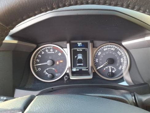 Used 2023 Toyota Tacoma SR5 w/ Technology Package image 20