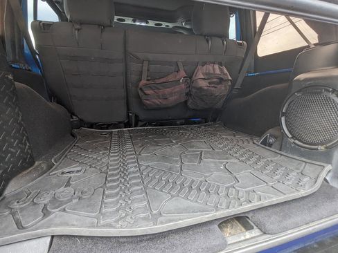 Used 2014 Jeep Wrangler Altitude image 26