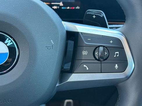 Used 2025 BMW X2 xDrive28i w/ M Sport Package AWD/4WD image 27