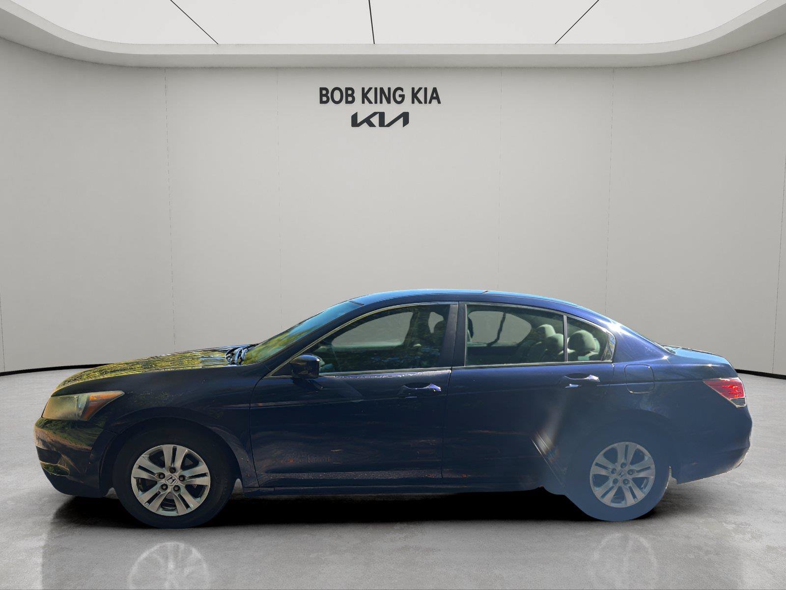 Used 2009 Honda Accord LX-P image 2
