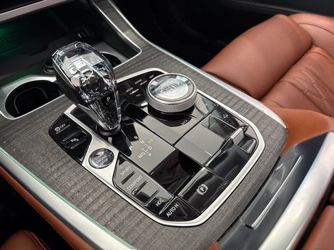 Used 2026 BMW ALPINA XB7 AWD/4WD image 32