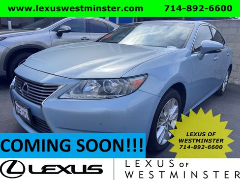Used 2014 Lexus ES 300h w/ Luxury Package w/Bamboo Trim image 1