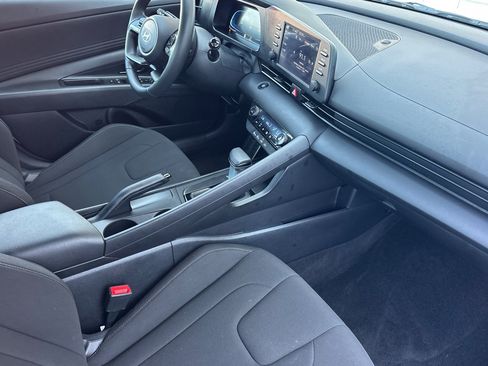 Used 2026 Hyundai Elantra Sport FWD image 15