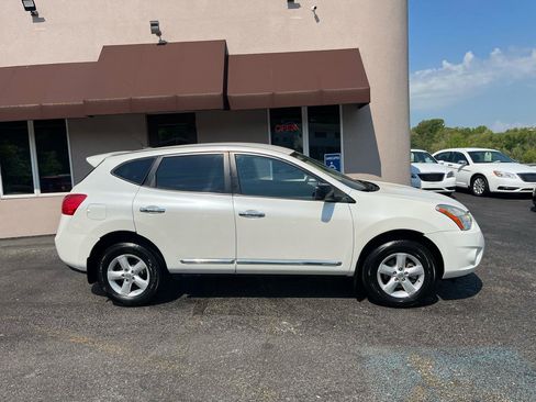 Used 2012 Nissan Rogue S w/ Special Edition Pkg AWD/4WD image 4