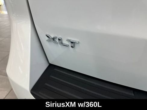 Used 2023 Ford Expedition XLT AWD/4WD image 11
