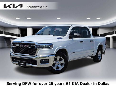 Used 2025 RAM 1500 Lone Star RWD image 1