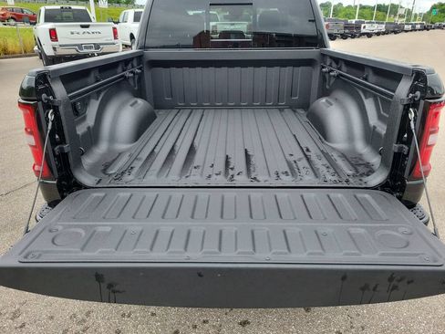 New 2026 RAM 1500 Express AWD/4WD image 6