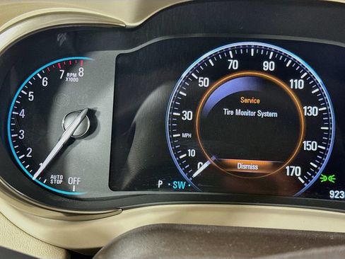 Used 2016 Buick LaCrosse FWD image 14