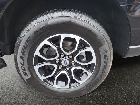 Used 2024 Ford Expedition XLT AWD/4WD image 33