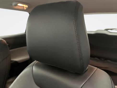 Used 2022 Jeep Compass Limited AWD/4WD image 8