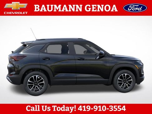 Used 2026 Chevrolet TrailBlazer LT w/ Convenience Package FWD image 5