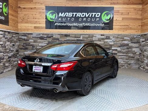 Used 2017 Nissan Altima 2.5 S w/ Power Driver Seat Package FWD image 11