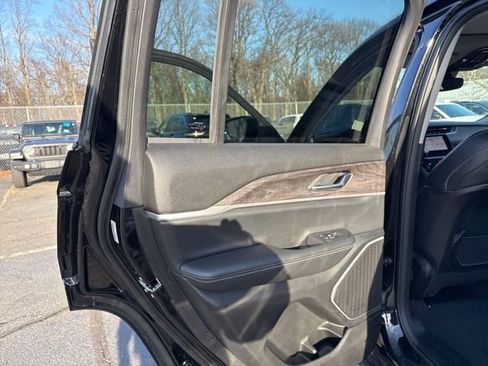 Certified 2022 Jeep Grand Cherokee Limited image 33