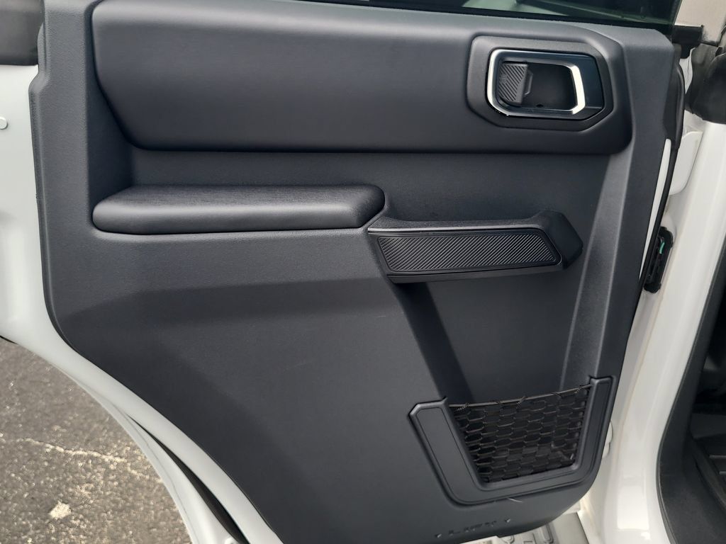 Used 2025 Ford Bronco Outer Banks AWD/4WD image 8