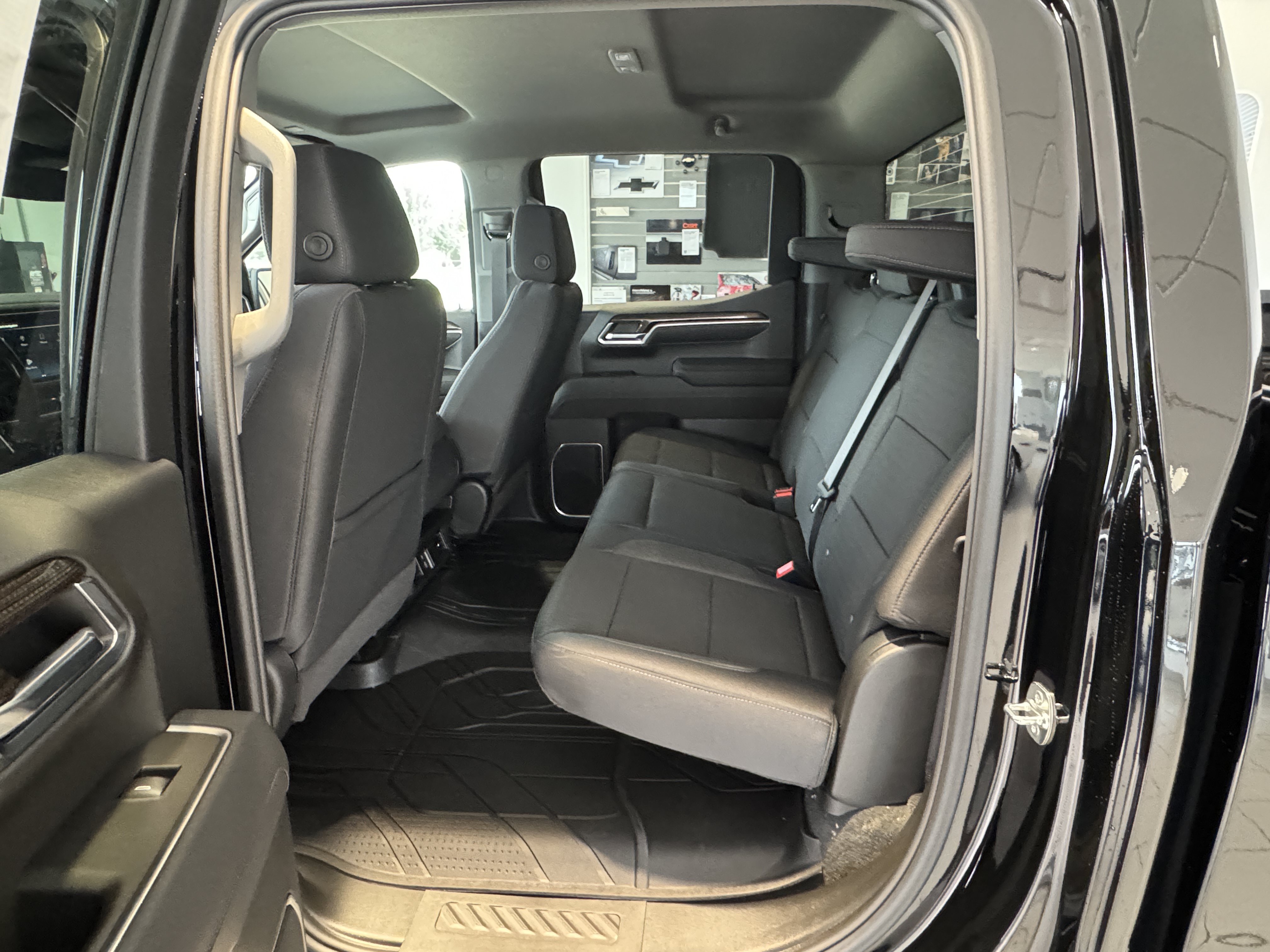 New 2026 Chevrolet Silverado 1500 RST w/ RST Select Package AWD/4WD image 18