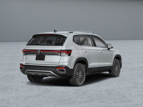 New 2026 Volkswagen Taos SE image 2