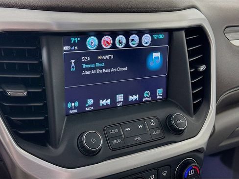 Used 2019 GMC Acadia SLT AWD/4WD image 18