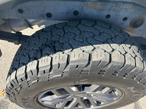 Used 2021 Ford Ranger Lariat w/ Tremor Off-Road Package image 18