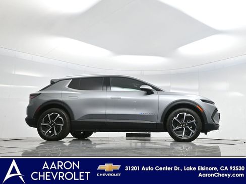 New 2026 Chevrolet Equinox EV LT image 45