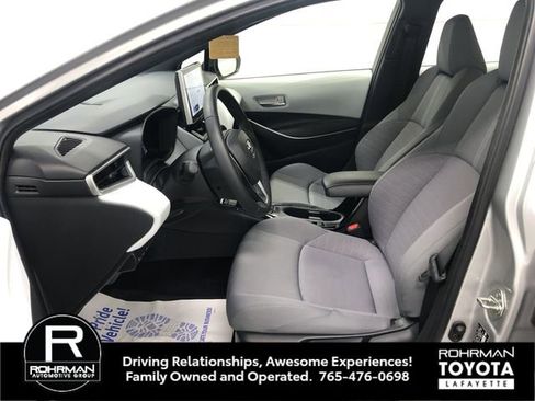 Used 2025 Toyota Corolla SE w/ SE Premium Package AWD/4WD image 12