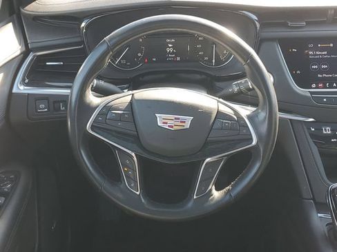 Certified 2023 Cadillac XT5 Premium Luxury AWD/4WD image 14