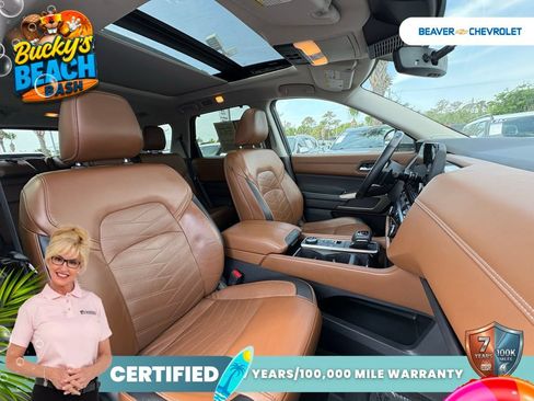 Used 2023 Nissan Pathfinder Platinum w/ Cargo Package AWD/4WD image 28