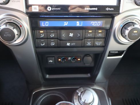 Used 2023 Toyota 4Runner Limited AWD/4WD image 30