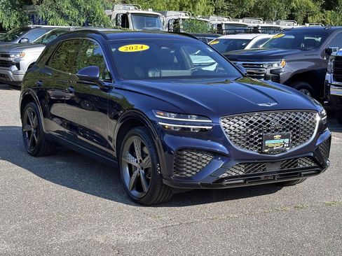 Used 2024 Genesis GV70 3.5T Sport w/ Sport Advanced Package AWD/4WD image 5