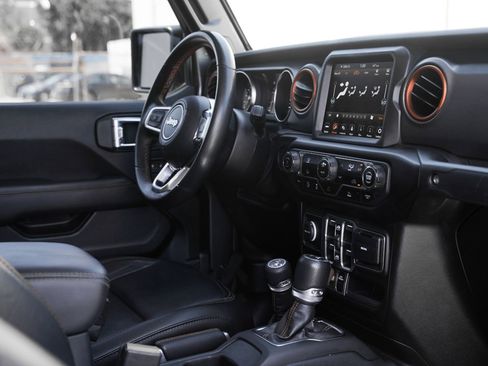 Used 2021 Jeep Gladiator Mojave image 48