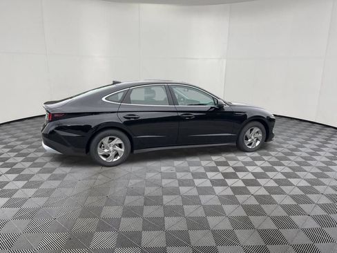Used 2026 Hyundai Sonata SE FWD image 22